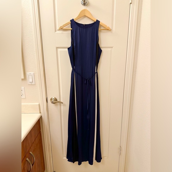 Banana Republic Women’s long evening gown. Size 2 - Picture 2 of 4